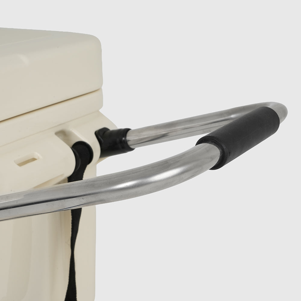 43L Hakkoda Cargo Cool Box (Antique White)
