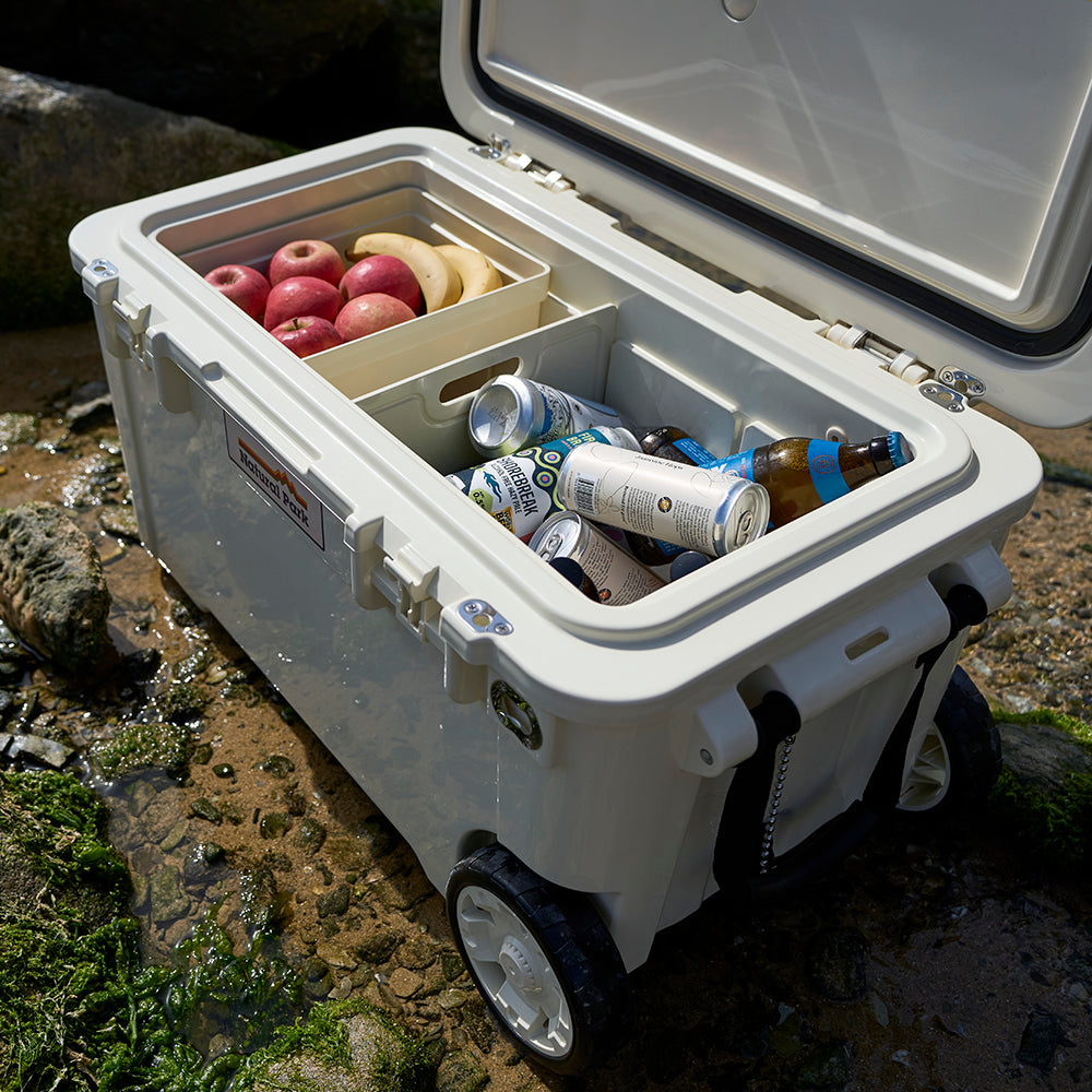 43L Hakkoda Cargo Cool Box (Antique White) · Natural Park