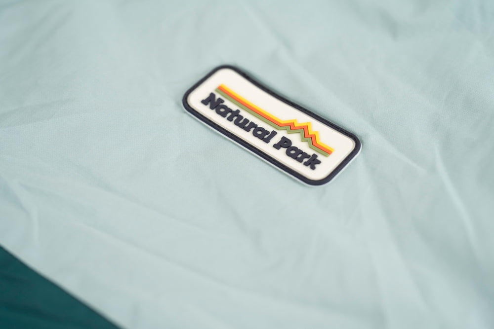 Eolus Weatherproof Changing Robe (Light Blue/Petrol)