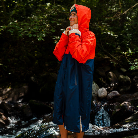 Eolus Weatherproof Changing Robe (Orange/Navy)