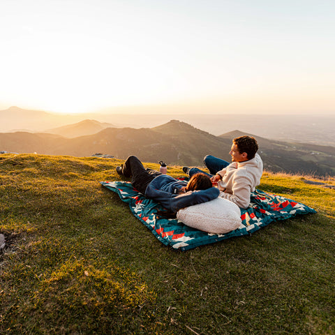 Estrela Aztec Fleece Blanket (Petrol) @75