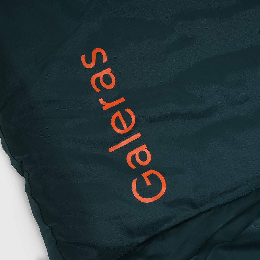 Galeras 1°C Sleeping Bag (Atlantic Deep/Antique White)