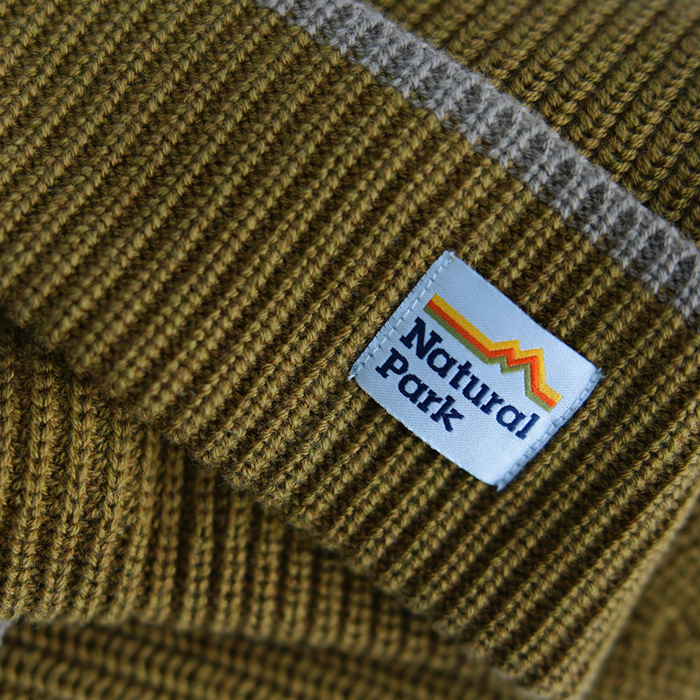 Gardoria Merino Blend Cable Rib Knit Beanie (Dark Olive/Mermaid)