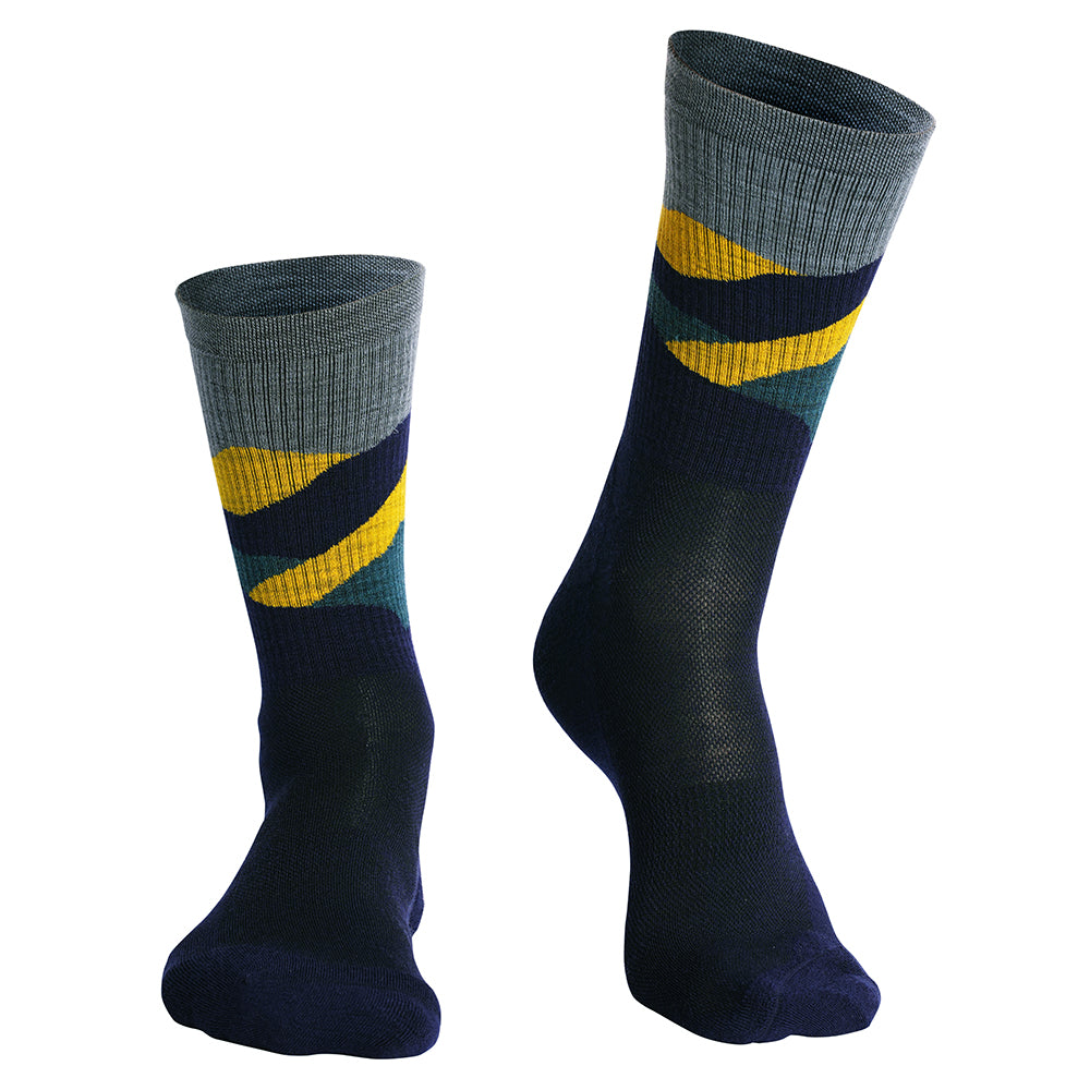 Unisex Merino Blend Hillscape Socks 3 Pack (Multi) #contain