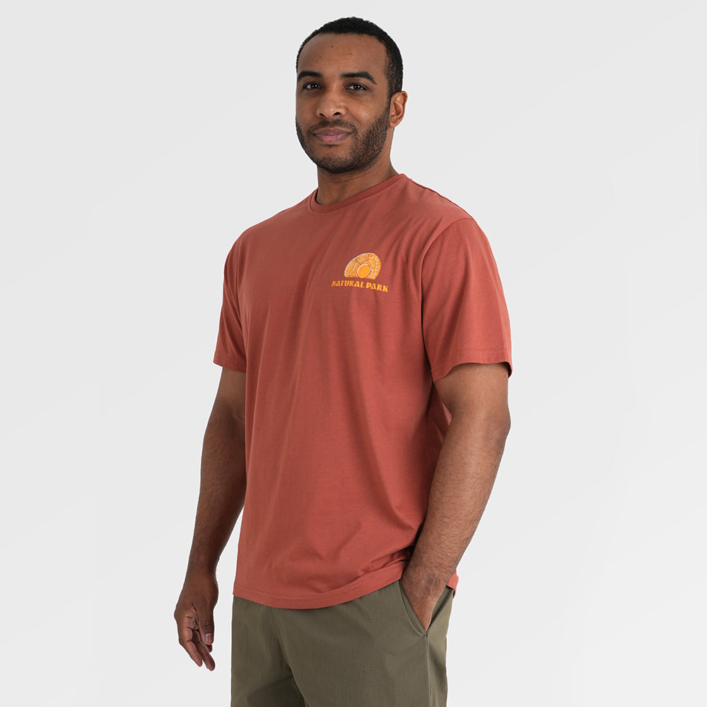 Mens Adventure Galatea Relaxed Tee (Etruscan Red) §M;183cm