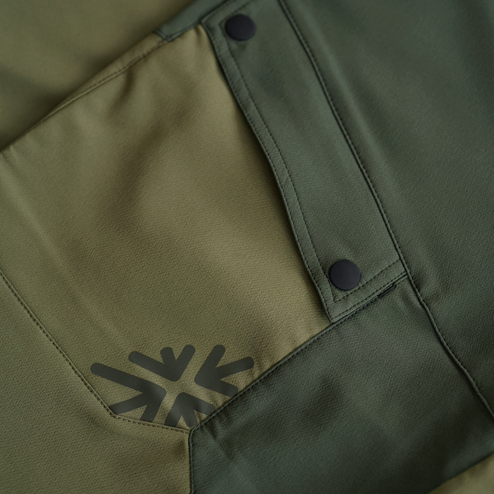 Mens Aialik Hiking Trousers (Four Leaf Clover)