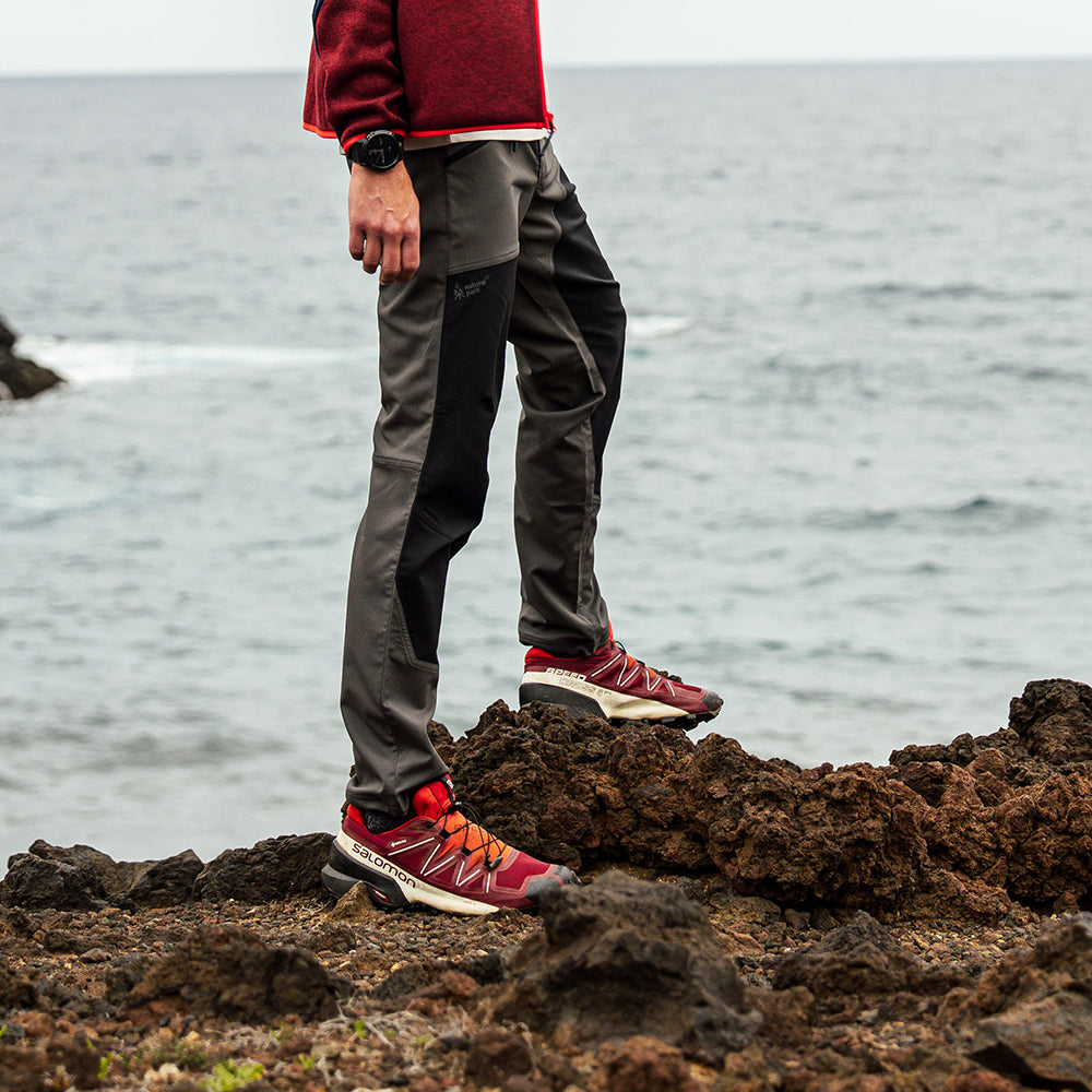 Mens Ambin Trousers (Dark Shadow/Black)