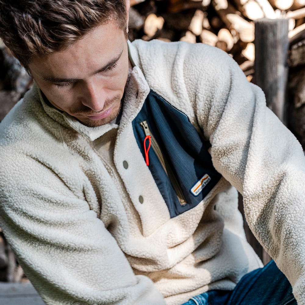 Mens Fryatt Sherpa Fleece Pullover (Feather Grey)