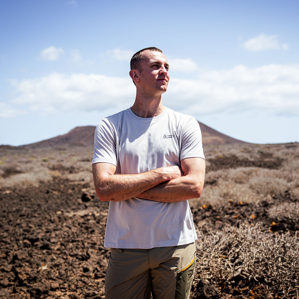 Unisex Domanik T-Shirt (Vapor Blue)