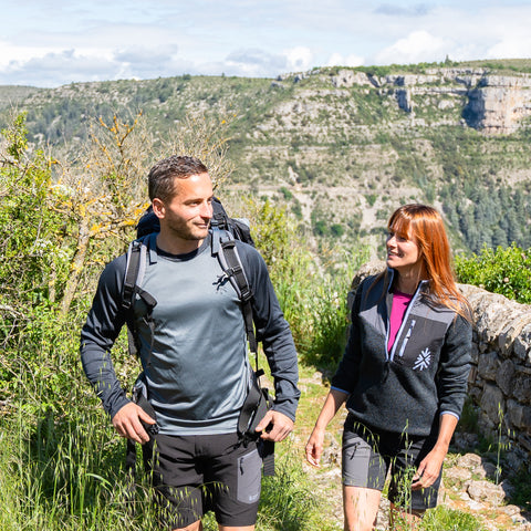 Womens Chamechaude Shorts (Black/Dark Shadow) @100