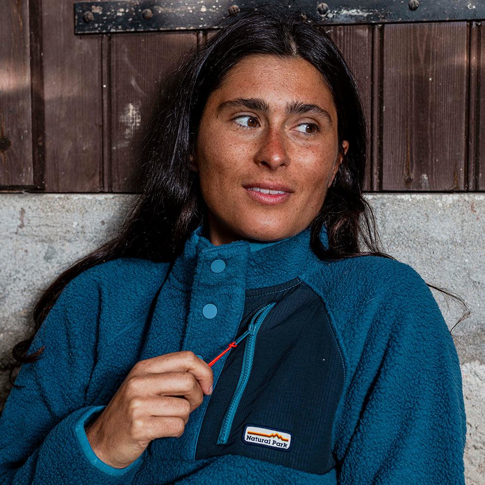 Womens Fryatt Sherpa Fleece Pullover (Dark Denim)