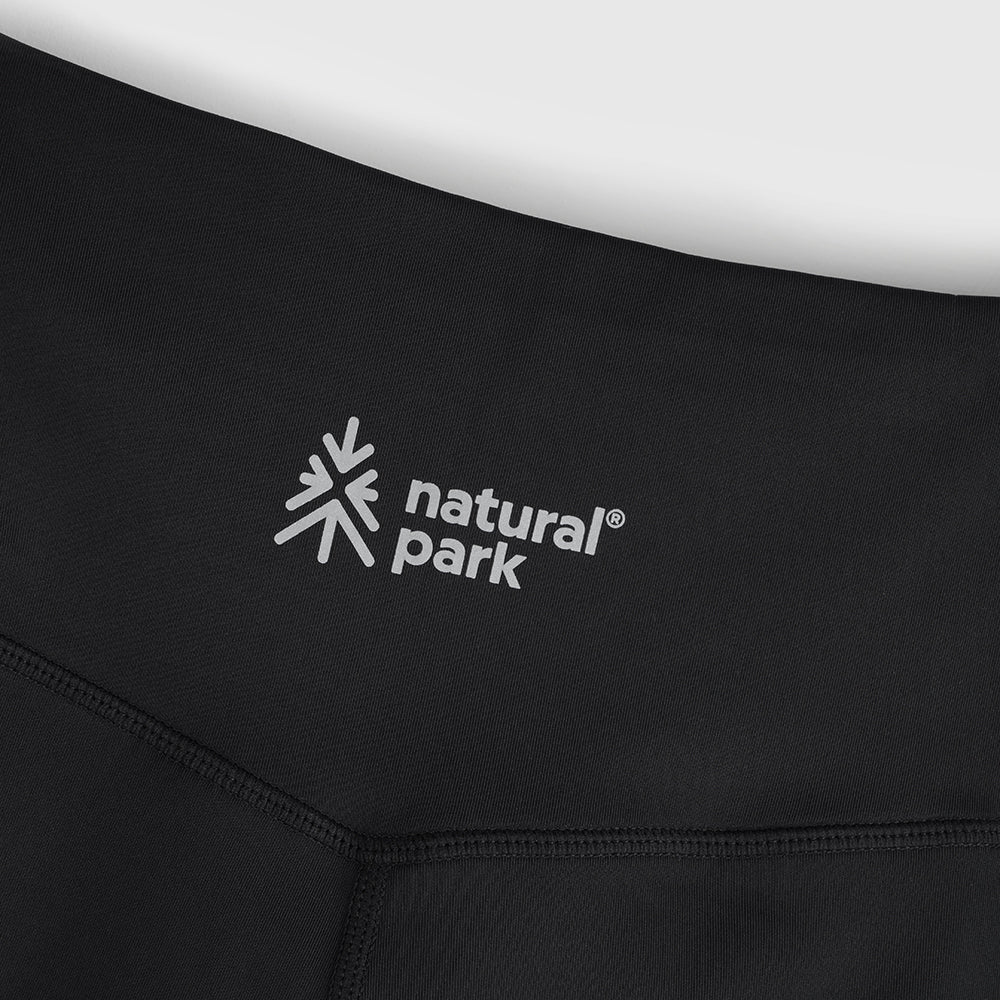 Womens Genesee 7 Inch Tight Shorts (Black)